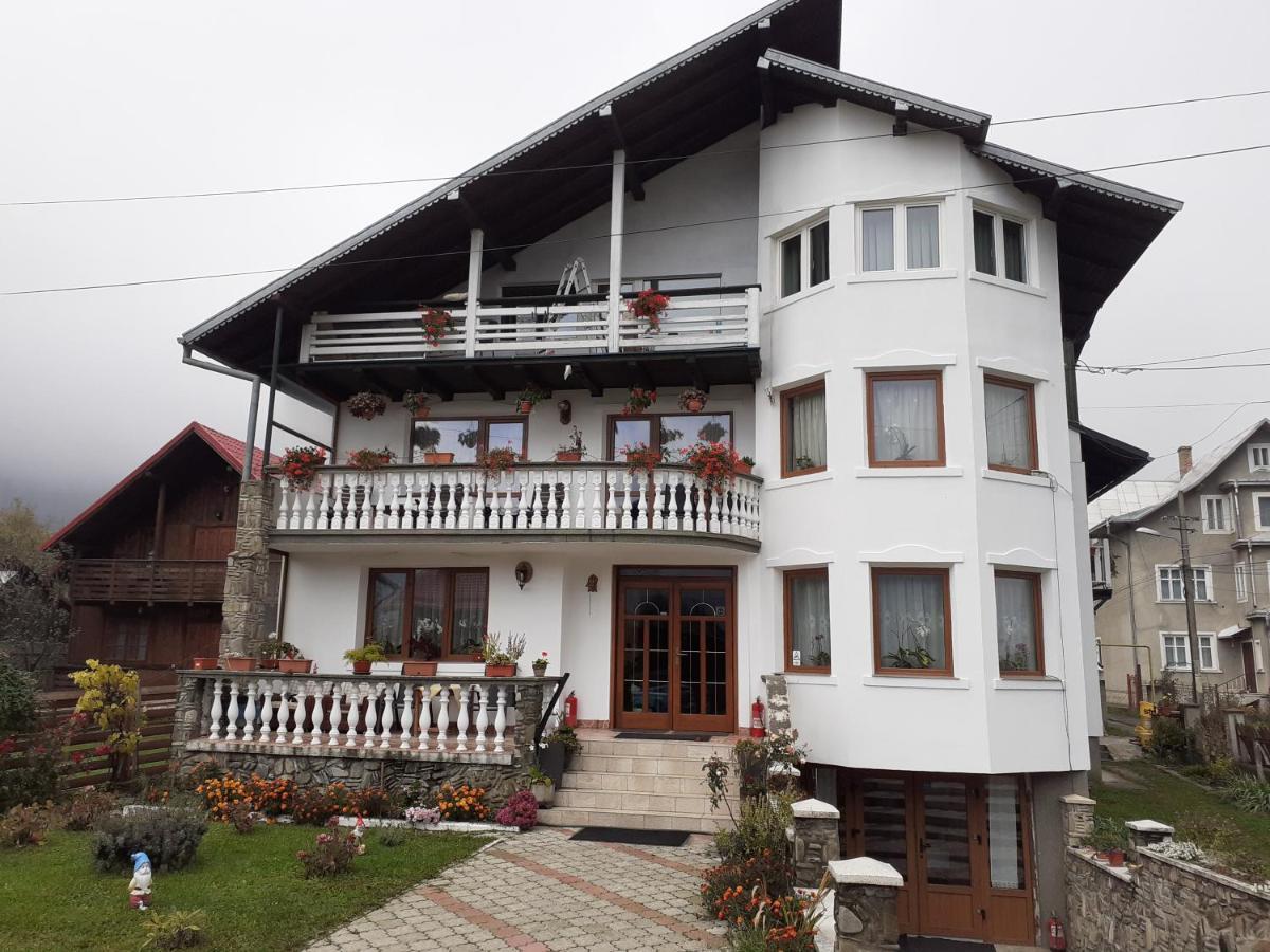 Pensiunea Orhideea Gura Humorului Exterior photo